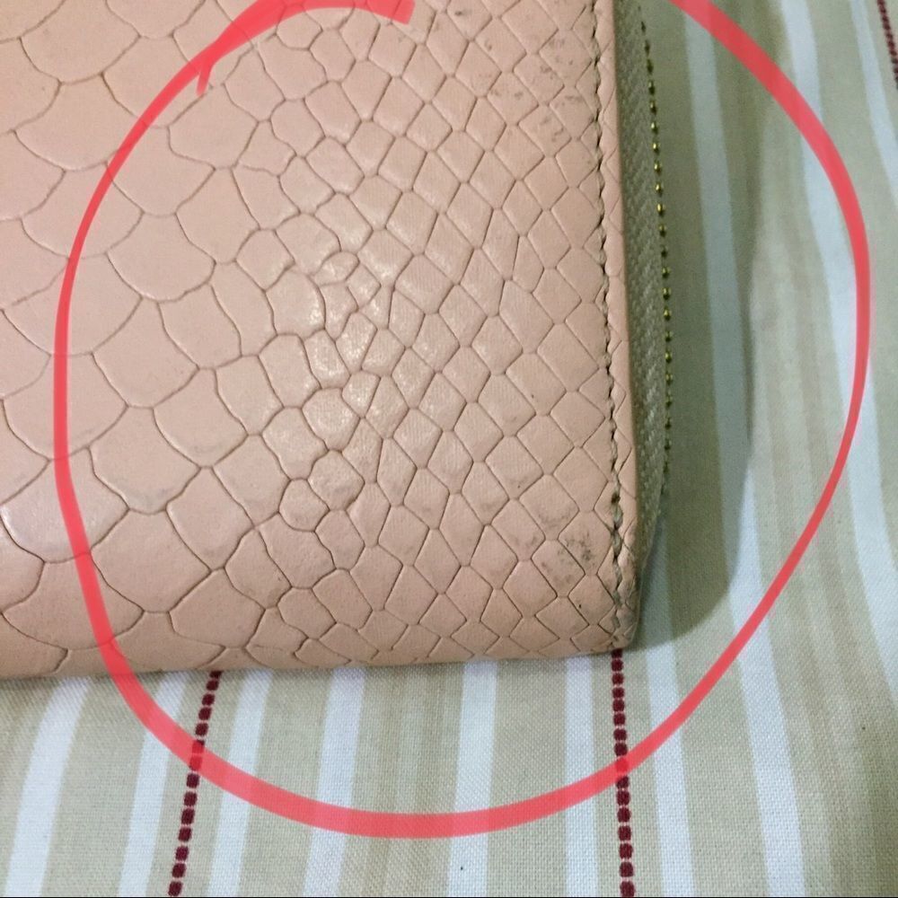Gigi New York Python Embossed Phone Wallet - Picture 4 of 11